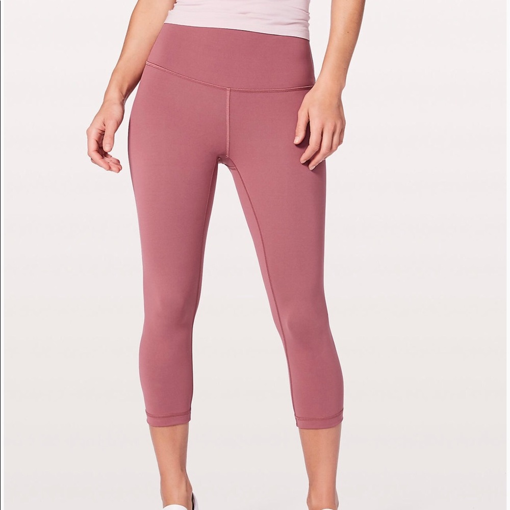 Lululemon Wunder Under Crop